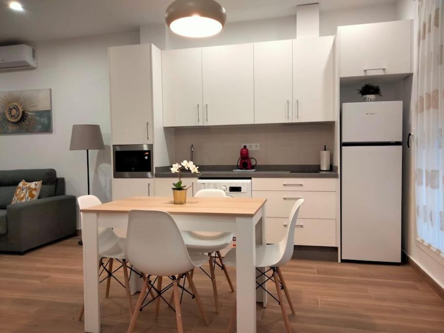 Apartamento Loft Al-Nasir Junto Al Casco Historico Kordoba Bagian luar foto